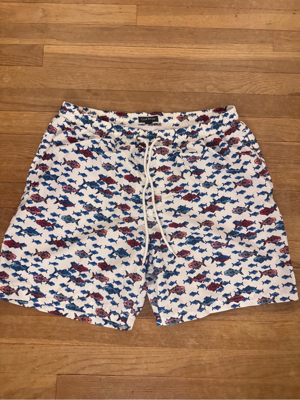 Club Room Men's White Red Blue Fish Swim Trunks - Size Large
 b57